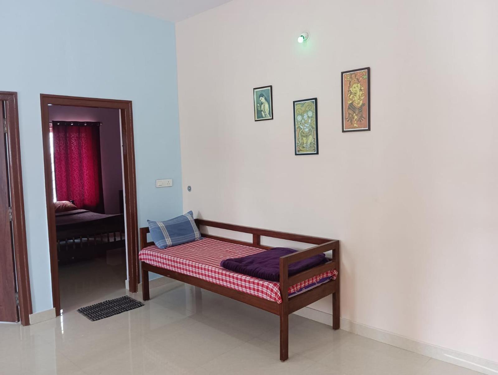 Venissa Serviceapartment Chikmagalūr Exterior foto